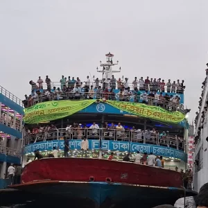 Several overloaded launches leave Sadarghat