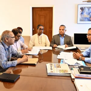 Govt to ensure ambulance services for people