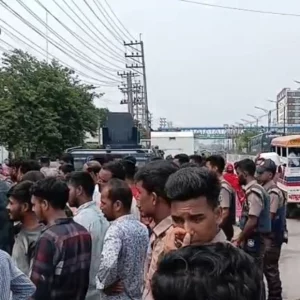 RMG workers protest over 1,800 layoffs in Savar