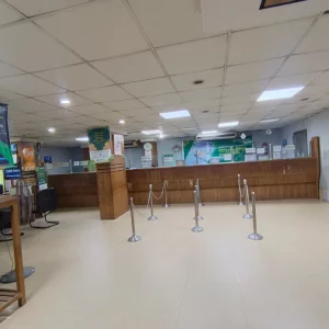 Bankers pause working for 2 hours at Islami Bank