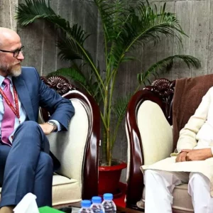Chief whip: Govt working to ensure optimal use of limited re