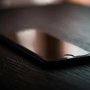 Killing the mood: smartphones reduce birth rate, studies say
