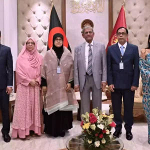 President stresses improved textile education to reduce reliance on foreign experts