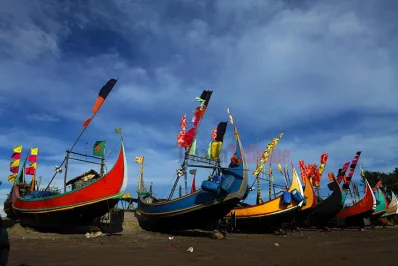 Ornate beasts of war in the perennial struggle of the fisherman against the sea | Syed Zakir Hossain/Dhaka Tribune