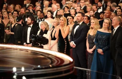 Actors Casey Affleck, Michelle Williams, Busy Philipps, Ben Affleck and Meryl Streep attend the 89th Annual Academy Awards at Hollywood &amp; Highland Centre on February 26, 2017 in Hollywood, California/AFP
