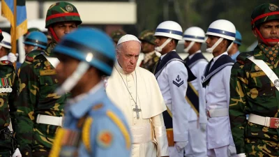Pope Francis attends a welcome ceremony after arriving at the airport in Dhaka on November 30, 2017 | Reuters