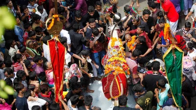 One of the two horses, which symbolise the Imam Hasan and Imam Hussain, are seen adorned with flowers | Mehedi Hasan/Dhaka Tribune