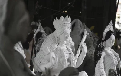 In a u2018Pratimalayu2019 (idol-making workshop) in Chittagong, an idol of Saraswati awaits decoration | Anwar Hussain/Dhaka Tribune