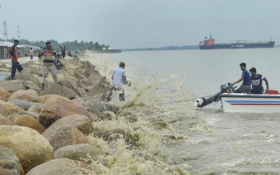 The Chittagong Port Authority has sent vessels to outer waterfront from the Chittagong port jetties to avoid any fatalities during the cyclone | Rabin Chowdhury/Dhaka Tribune