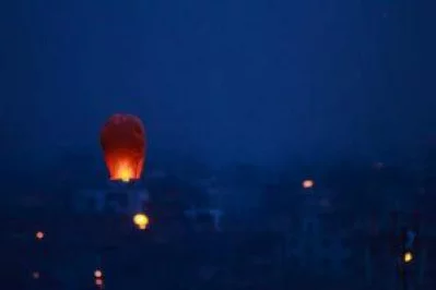 Sakrain: Of kites, colours and lights
