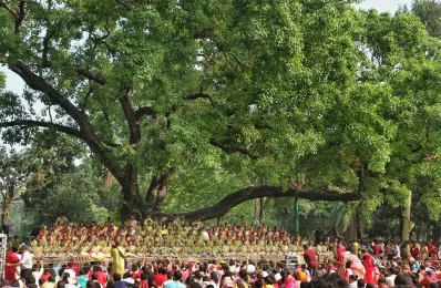 A choir sings songs on the occasion of Pohela Boishakh at Ramna Batamul on the morning of April 14, 2018 | Rajib Dhar/Dhaka Tribune