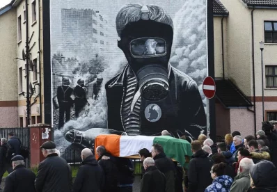 Pall bearers carry the coffin of Martin McGuinness through the streets of Londonderry, Northern IrelandrnrnREUTERS