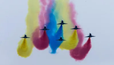 Chinas J-10 fighter jets perform during an air show, the 11th China International Aviation and Aerospace Exhibition in Zhuhai, Guangdong Province, China November 1, 2016. Photo: Reuters