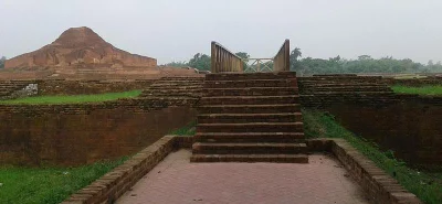 The main attraction of the site is the terracotta work | Khondaker Md Abdur Rouf/DHAKA TRIBUNE