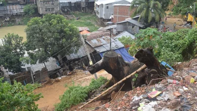 Landslides triggered by torrential rain in Rangamati devastates several households in the district June 13, 2017/DHAKA TRIBUNE