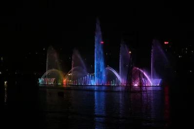 Dancing fountain and light show at Hatirjheel | Syed Zakir Hossain/Dhaka Tribune