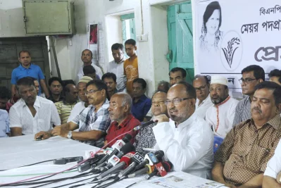 BNP mayoral candidate Nazrul Islam Monju addresses a press conference on the eve of the KCC polls | Mehedi Hasan/Dhaka Tribune