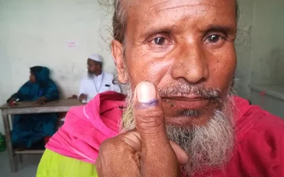 A proud voter shows his inked thumb to cast his ballot in the Gazipur polls | Mahmud Hossain Opu/Dhaka Tribune