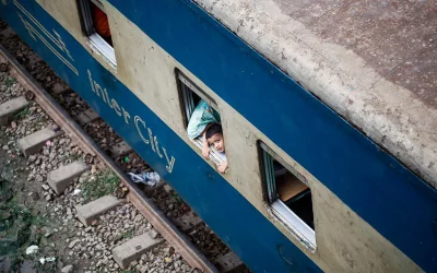 Perhaps the single most beautiful part of a train ride is getting a window seat. Few feelings can rival the sentiment of looking out the window and marvelling at the world passing by | Mehedi Hasan/Dhaka Tribune