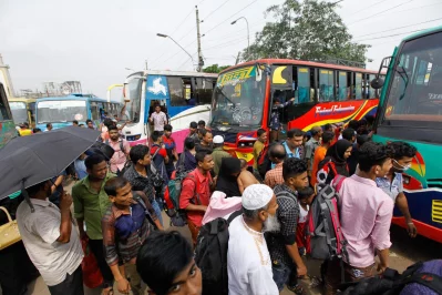 Crowds throng the Gabtoli bus terminal in Dhaka ahead of Eid-ul-Fitr Mahmud Hossain Opu