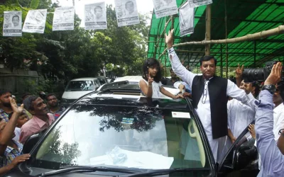 Awami League mayoral candidate Jahangir Alom at a rally with his daughter on election day | Mehedi Hasan/Dhaka Tribune