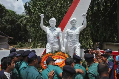 A sculpture of the two policemen who fell in the line of duty was raised on the former bakery premises | Rajib Dhar/Dhaka Tribune