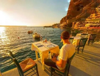 5 best sunset spots at magical Santorini