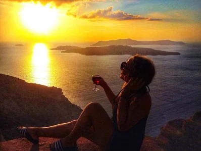 5 best sunset spots at magical Santorini