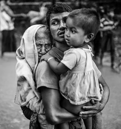 Rohingya fleeing the violence in Myanmar are desperate to enter Bangladesh to save their lives Mahmud Hossain Opu/ Dhaka Tribune