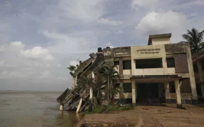 On Sunday morning, a big portion of Naria Upazila Health Complex and a mosque adjacent to the hospital went underwater | Mehedi Hasan