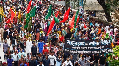 On this day in the Hijri year of 61, Hazrat Imam Hussain, the grandson of Prophet Hazrat Muhammad (PBUH), along with his family members and 72 followers embraced martyrdom at the hands of Yazidu2019s soldiers in the Karbala desert to uphold the teachings of the prophet | Mehedi Hasan/Dhaka Tribune