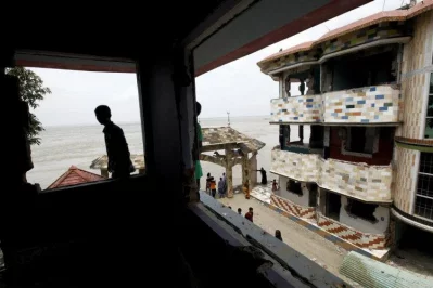 Padma River Erosion hits Naria