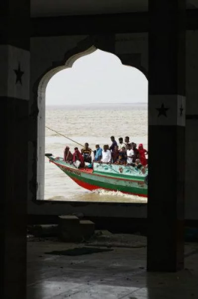 Padma River Erosion hits Naria