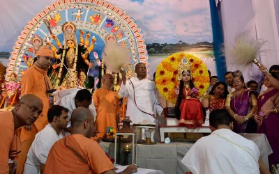 Devotees symbolically worship a prepubescent girl as the embodiment of the Kumari Devi (Virgin Goddess) at Dhakeshwari Temple in Dhaka on October 17, 2018 | Syed Zakir Hossain
