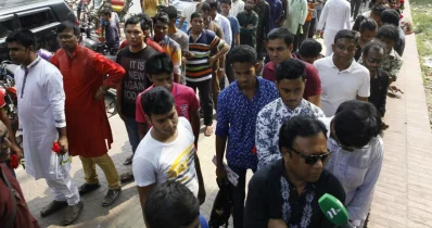 Ayub Bachchus fans and peers gather at the Shaheed Minar on October, 19 2018 Mahmud Hossain Opu/Dhaka Tribune 