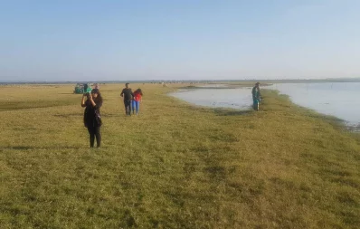 Moulvibazaru2019s Hakaluki Haor and Baikka Beelnare hosting an abundance of migratory birdsnthat are flocking to the area seeking warmthnand food during the colder months. Thenstriking scenery has turned the area into anpopular tourist destinationnSaiful Islam/Dhaka Tribune