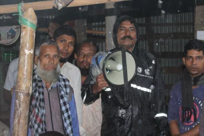 nPeople are being advised to take shelter in Cyclone Shelters in Barguna Dhaka Tribune