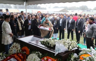 Dr Anisuzzaman pays tributes to Sir Fazle Hasan Abed, founder of worldu2019s largest non-governmental organization (NGO) Brac, at Army Stadium in Dhaka on December 22, 2019 | Mahmud Hossain Opu/Dhaka Tribune