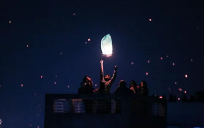 People of Dhaka celebrate the new years by flying lanterns in the Dhaka sky on Wednesday, January 1, 2020 Mahmud Hossain Opu/Dhaka Tribune