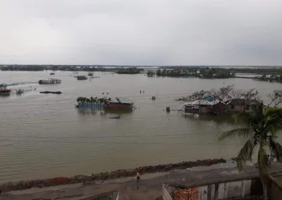 Massive strethces of land, including crop fields and homesteads, are flooded in Koyra upazila, Khulna. Photo taken on Thursday, May 21, 2020 | Dhaka Tribune