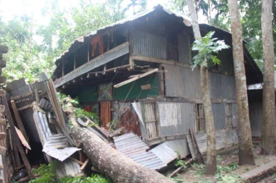 Broken structure of a house destroyed by Cyclone Amphan in Pirojpur. Photo taken on Thursday, May 21, 2020 | Dhaka Tribune