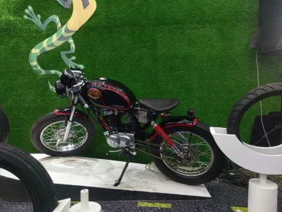 CG 125 (Old School Customs 1977)nCc: 125nHP: 10.8 @9000RPMnCost of Modification: 250Kn