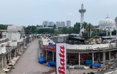 Not a single person is seen on the premises of Dhakau2019s New Market Syed Zakir Hossain/Dhaka Tribune