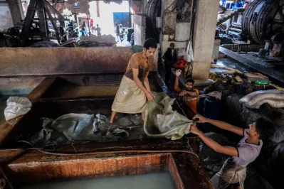 In Pictures: Everyday hustle and bustle at leather factories