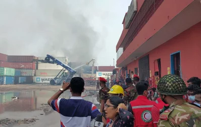 Army personnel and others are seen at BM Container Depot following a fire there, in Chittagong on Sunday, June 5, 2022 Pimple Barua/Dhaka Tribune