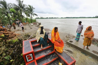 In pictures: Padma erosion turns worse in Mushiganj