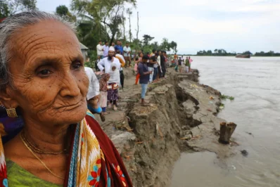 In pictures: Padma erosion turns worse in Mushiganj