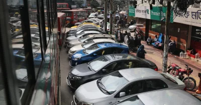In pictures: Illegal parking occupying Dhaka streets