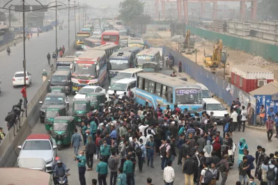 In pictures: Dhaka road blocked over death of Northern University student