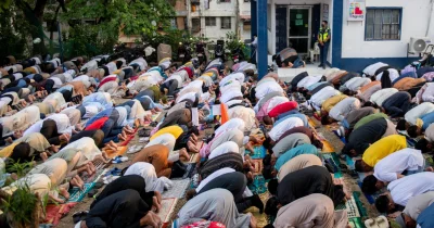 Filipino Muslims attend Eid-ul-Fitr prayers outside a mosque in Taguig City, Metro Manila, Philippines, April 22, 2023 Reuters